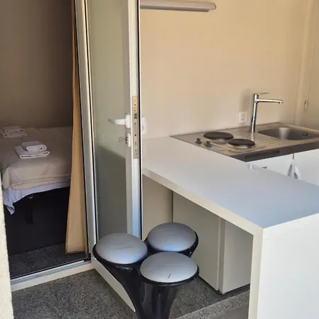 アパート Apartment Bellavista With Pool And Beach トロギール