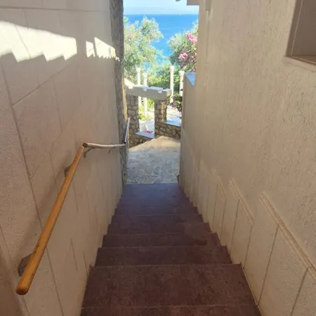 アパート Apartment Bellavista With Pool And Beach *