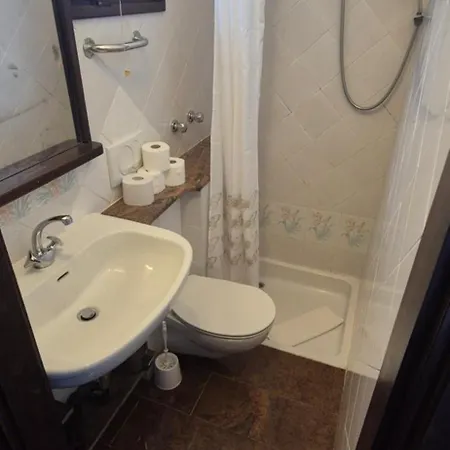 アパート Apartment Bellavista With Pool And Beach トロギール