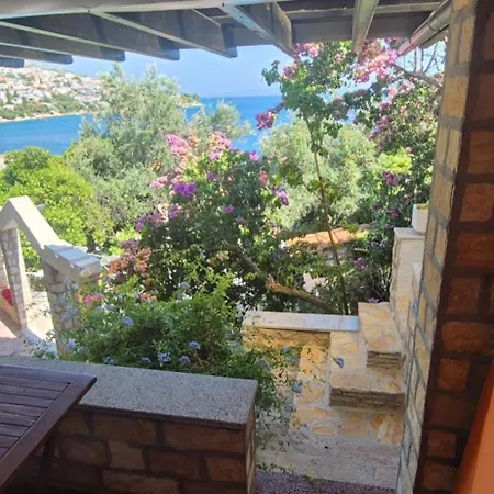 Apartment Bellavista With Pool And Beach アパート トロギール